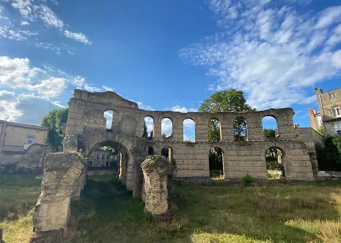 Bo, Peace & Апартаменты